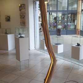 Stehlampe Eiche.jpg